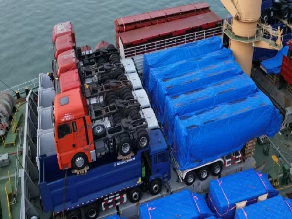 DERUN TRANSELHOS TRANSELHOS DE TRANSPORTES TRANKERS CARADOS E ENGADOS PARA GHANA