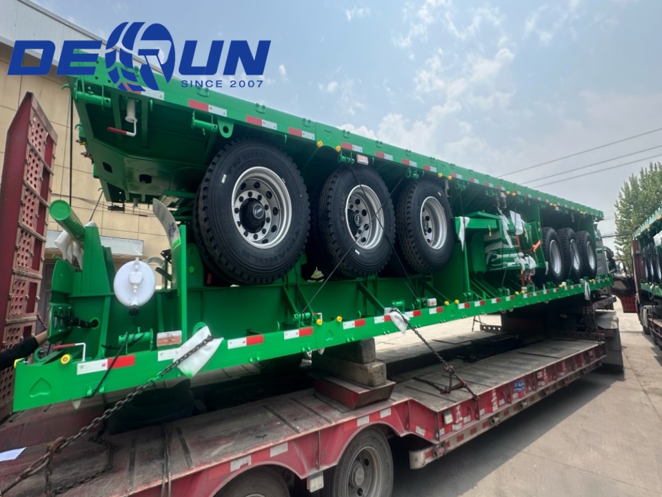 Derun 4 unidades Tri-Axle Cargo Dropside semi trailer foi enviado para a Argélia
